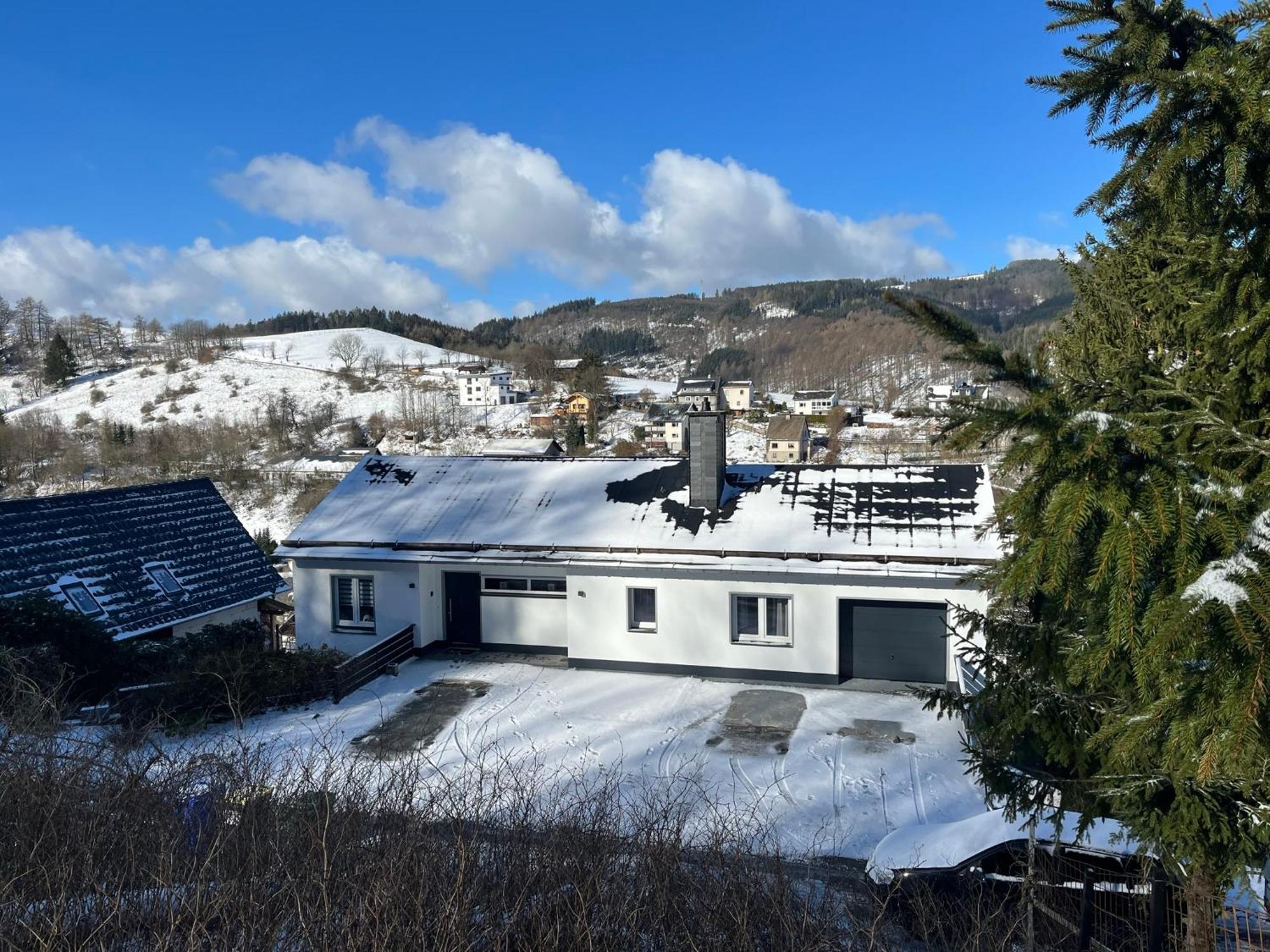 Apartment Panoramablick Willingen Schwalefeld